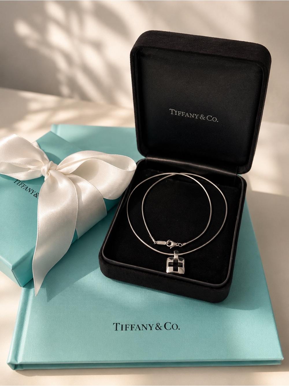 Authentic Tiffany & Co Vintage Cut Out Cross Pendant Necklace + COA